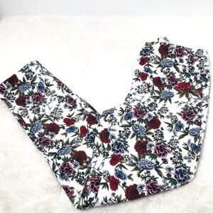 Zara Pants floral pants size 4